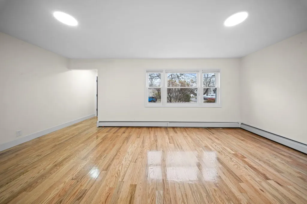 36 Conlon Road Roosevelt NY 11575