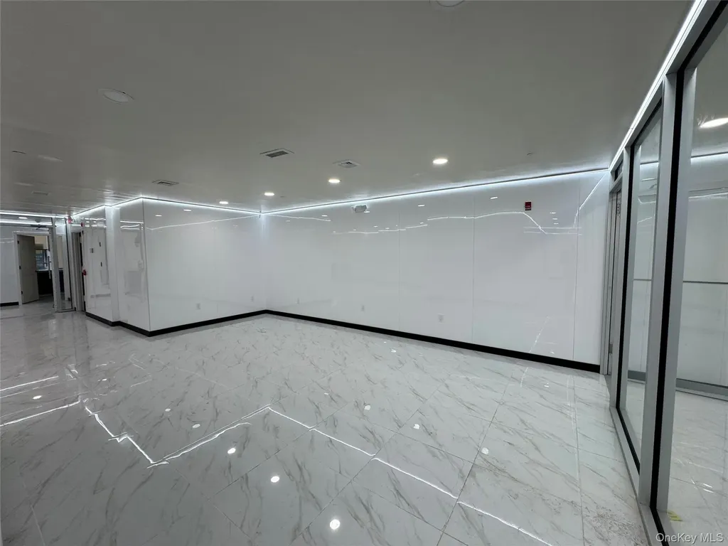 142-28 38th Avenue Flushing NY 11354