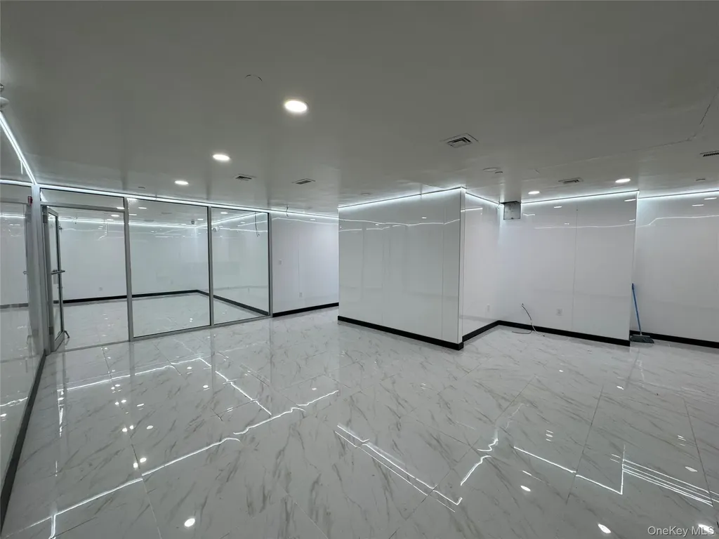 142-28 38th Avenue Flushing NY 11354
