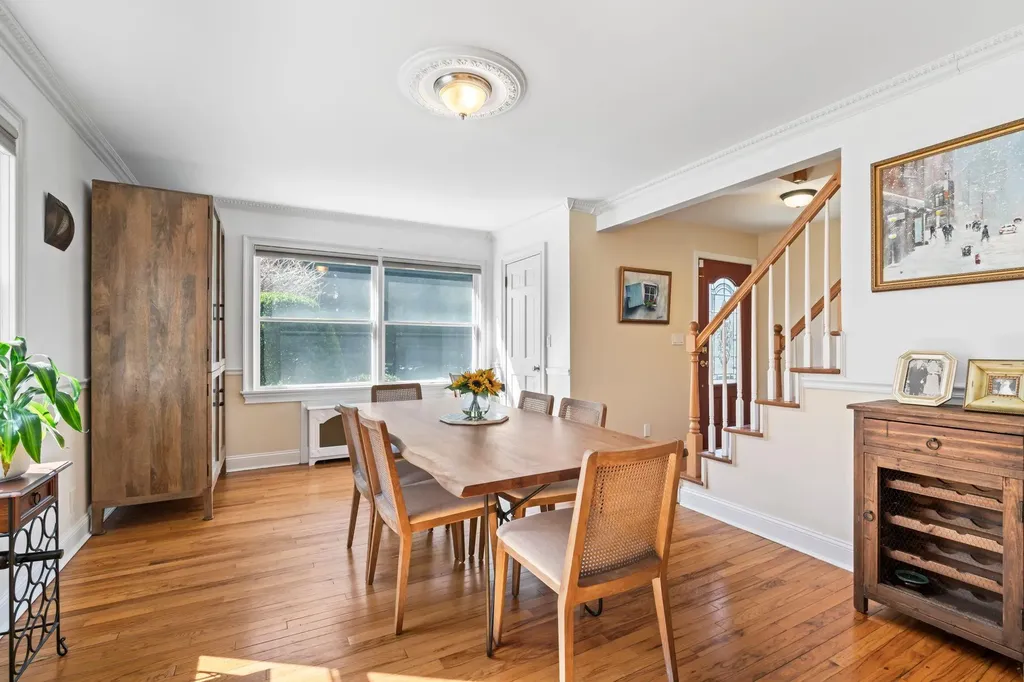 2 Pine Road Syosset NY 11791