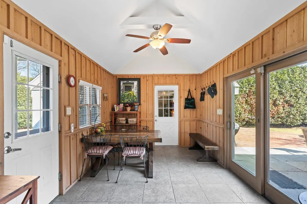 2 Pine Road Syosset NY 11791