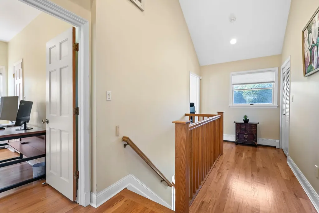 2 Pine Road Syosset NY 11791