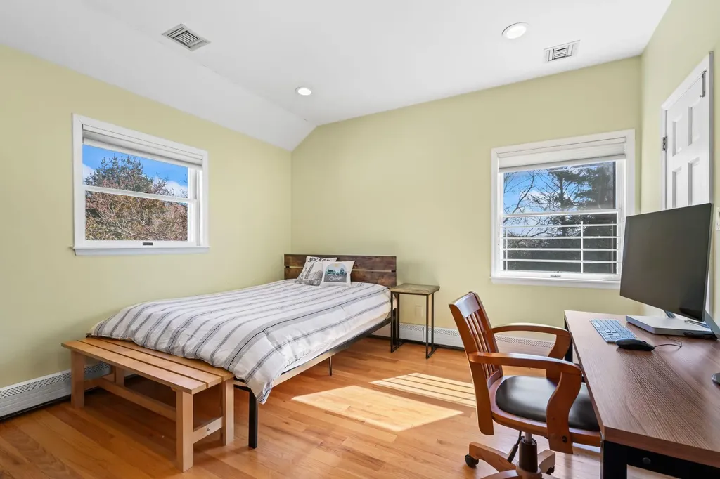 2 Pine Road Syosset NY 11791