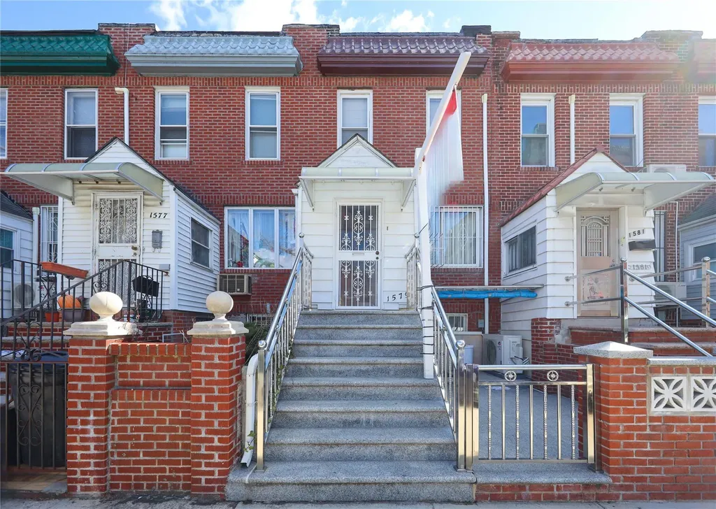 1579 W 8th Street Brooklyn NY 11204