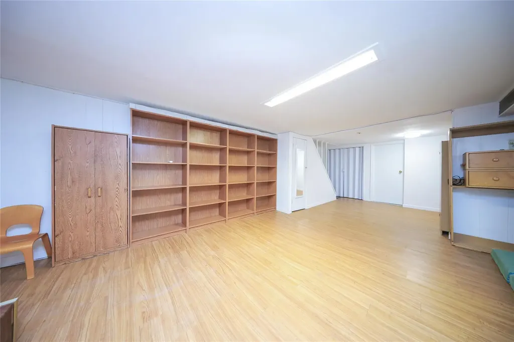 1579 W 8th Street Brooklyn NY 11204