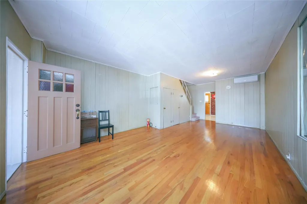 1579 W 8th Street Brooklyn NY 11204