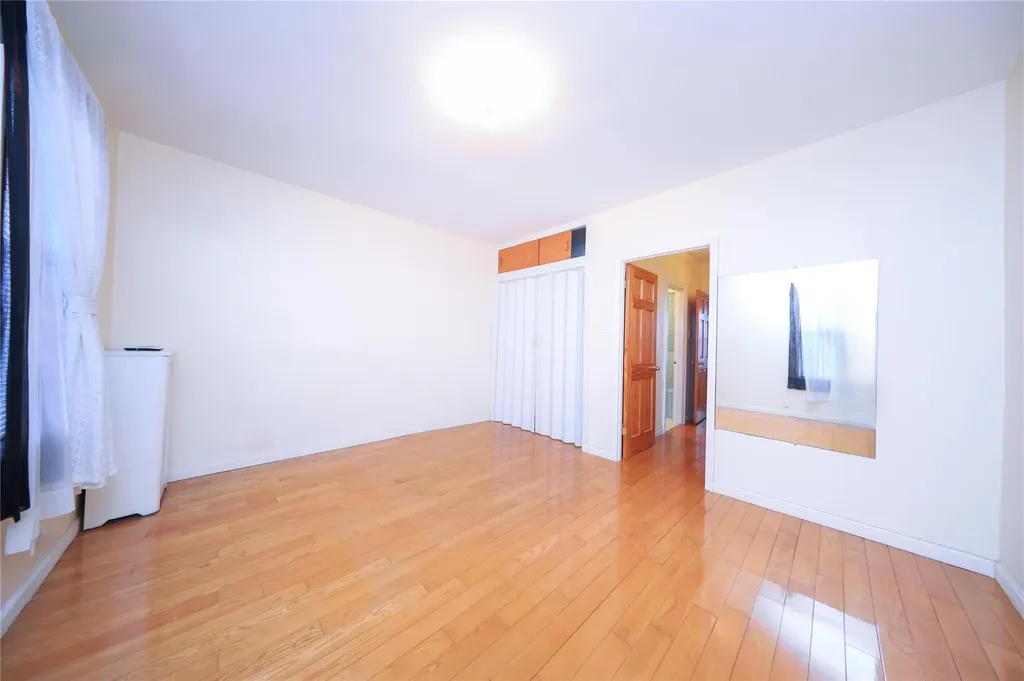 1579 W 8th Street Brooklyn NY 11204