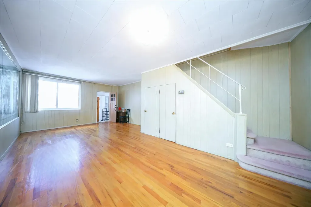 1579 W 8th Street Brooklyn NY 11204