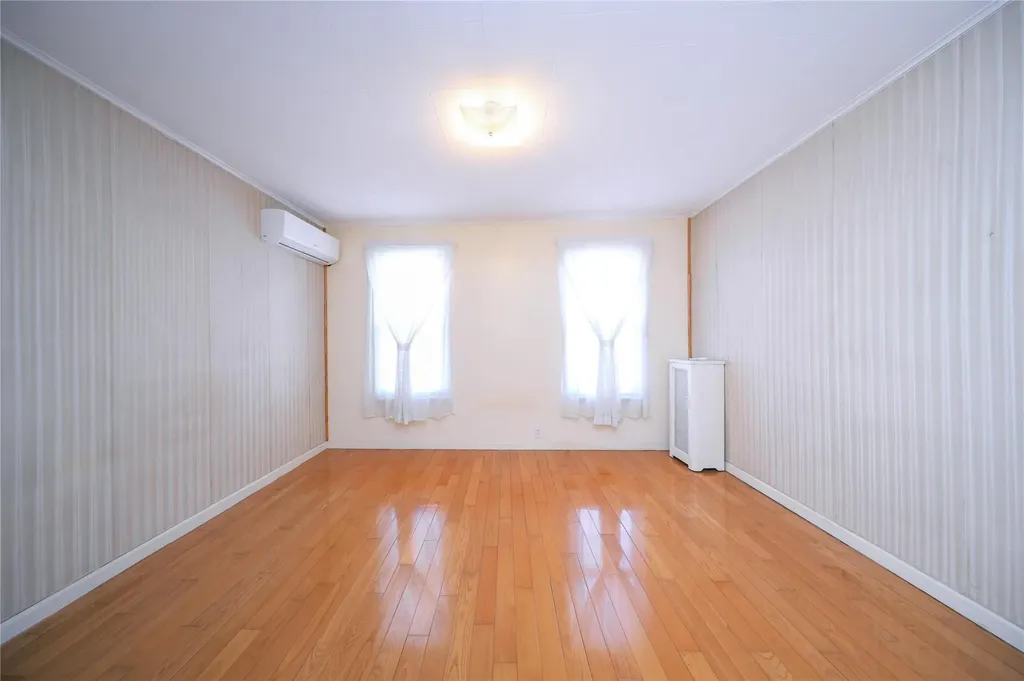 1579 W 8th Street Brooklyn NY 11204