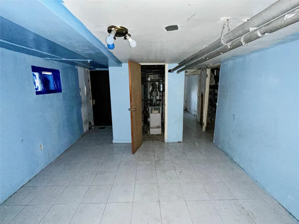 9303 Avenue K Brooklyn NY 11236