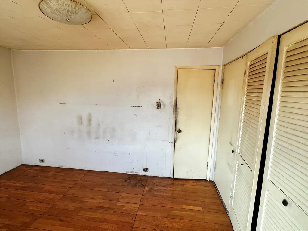 9303 Avenue K Brooklyn NY 11236