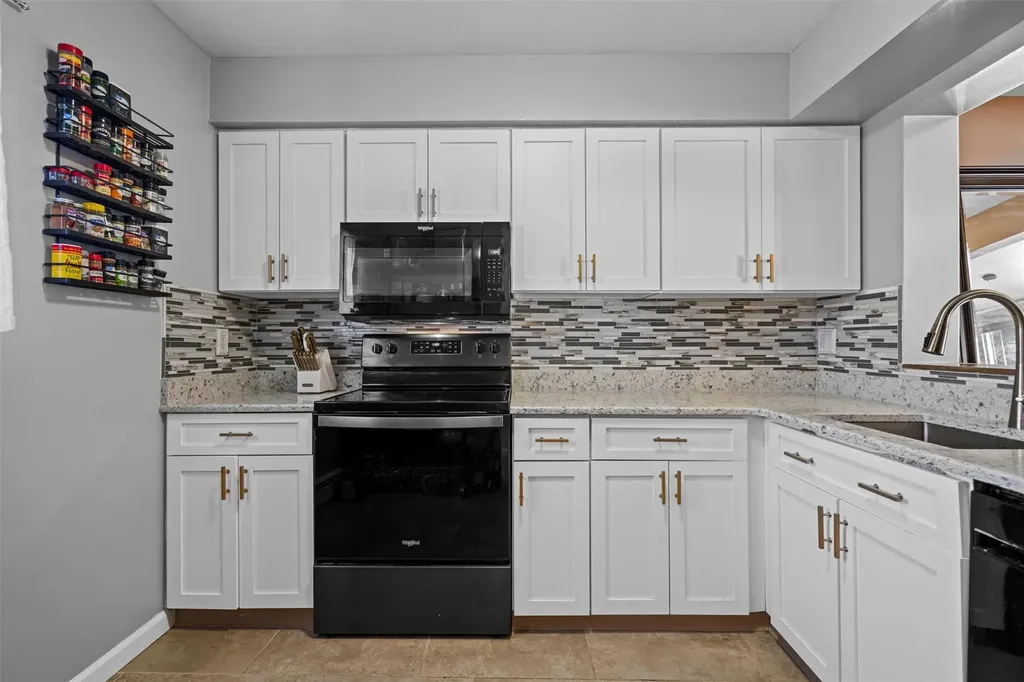 405 Watts Lane Maybrook NY 12543