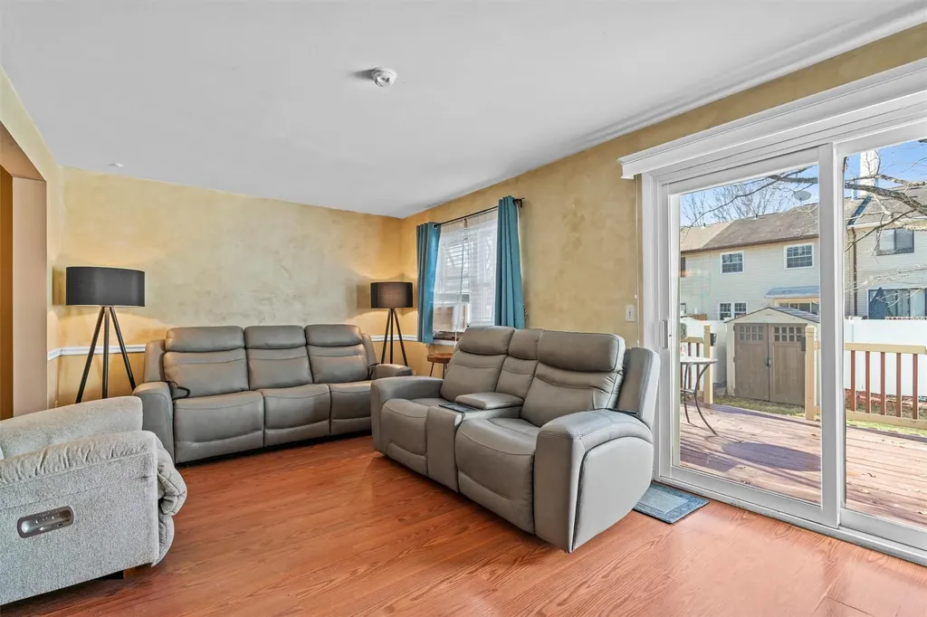 405 Watts Lane Maybrook NY 12543