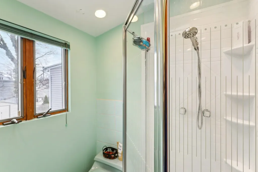 3638 Hilaire Way Seaford NY 11783