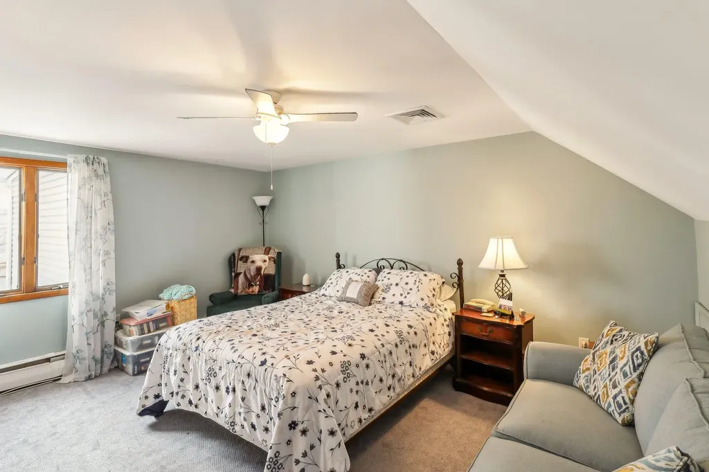 3638 Hilaire Way Seaford NY 11783