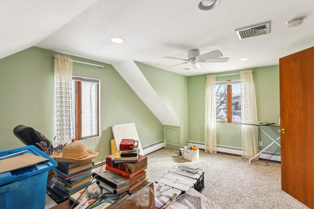 3638 Hilaire Way Seaford NY 11783