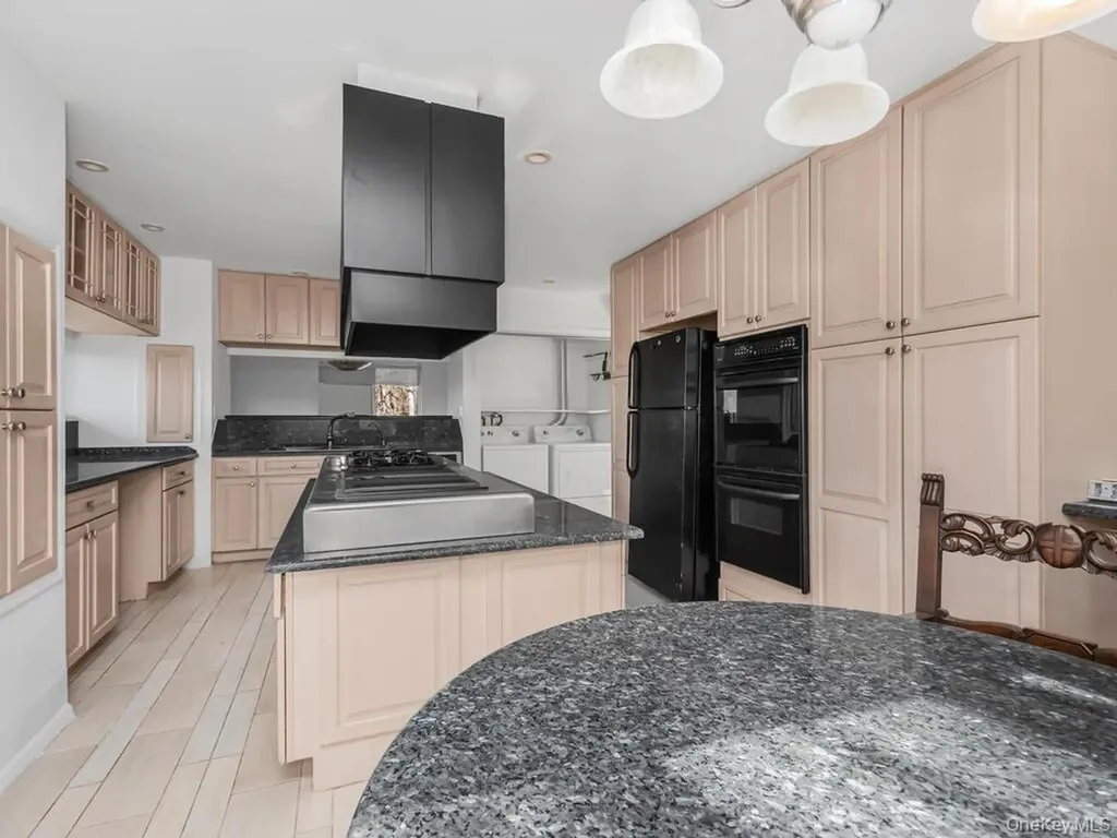 11 Sigma Place Bronx NY 10471