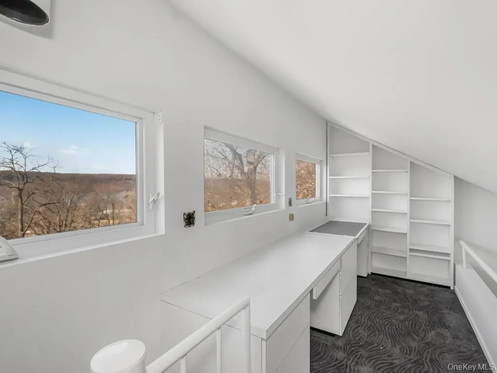 11 Sigma Place Bronx NY 10471
