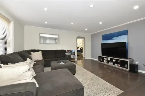 22-39 78 Street Astoria NY 11370