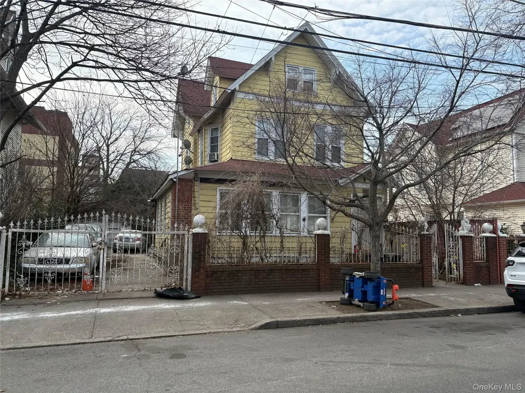 9022 138th Street Jamaica NY 11435