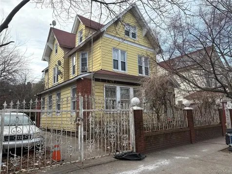 9022 138th Street Jamaica NY 11435