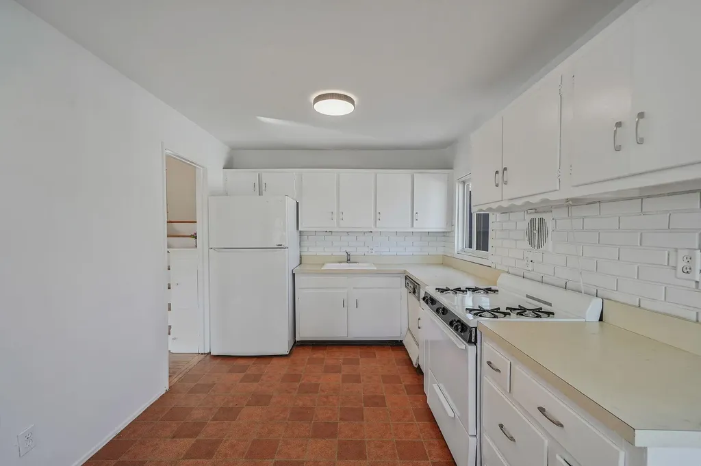 46 Grand Haven Drive Commack NY 11725