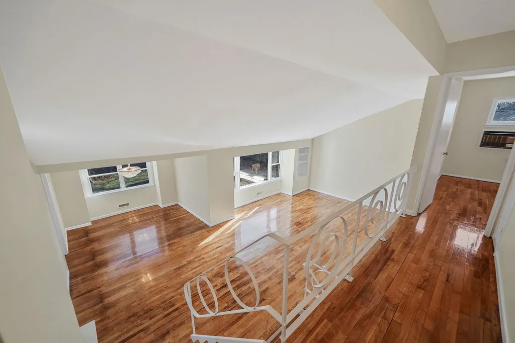 46 Grand Haven Drive Commack NY 11725