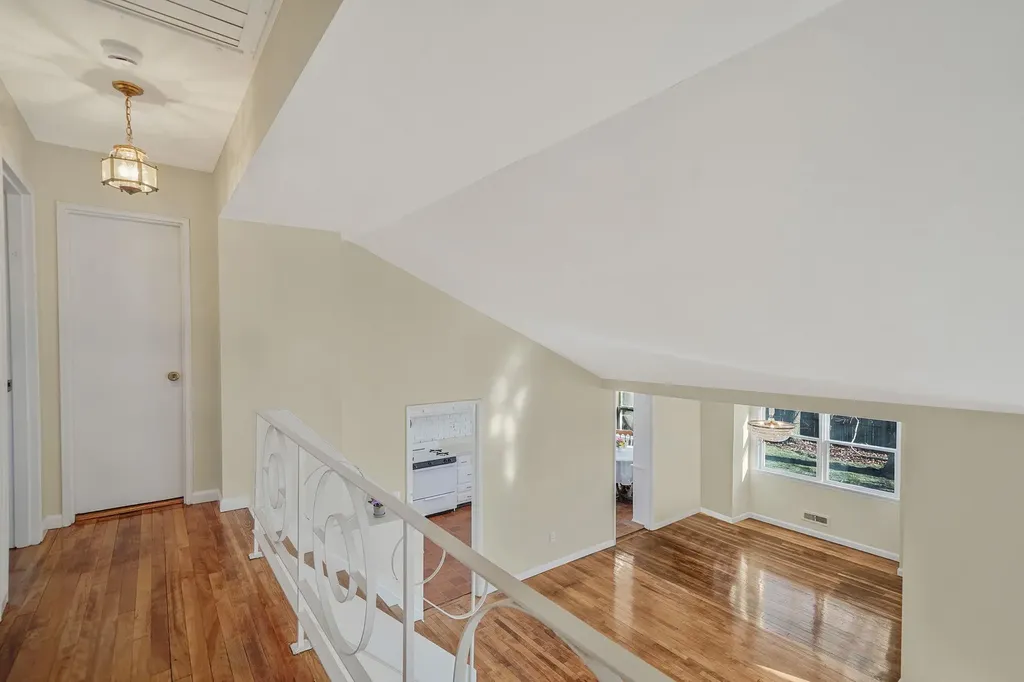 46 Grand Haven Drive Commack NY 11725
