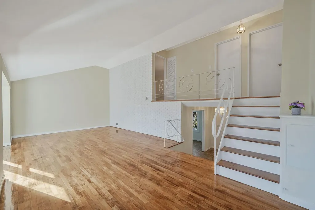 46 Grand Haven Drive Commack NY 11725