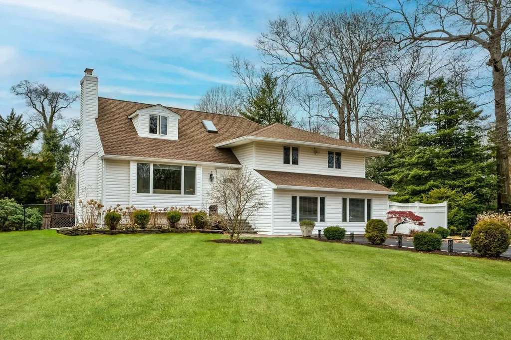 6 Landview Drive Dix Hills NY 11746