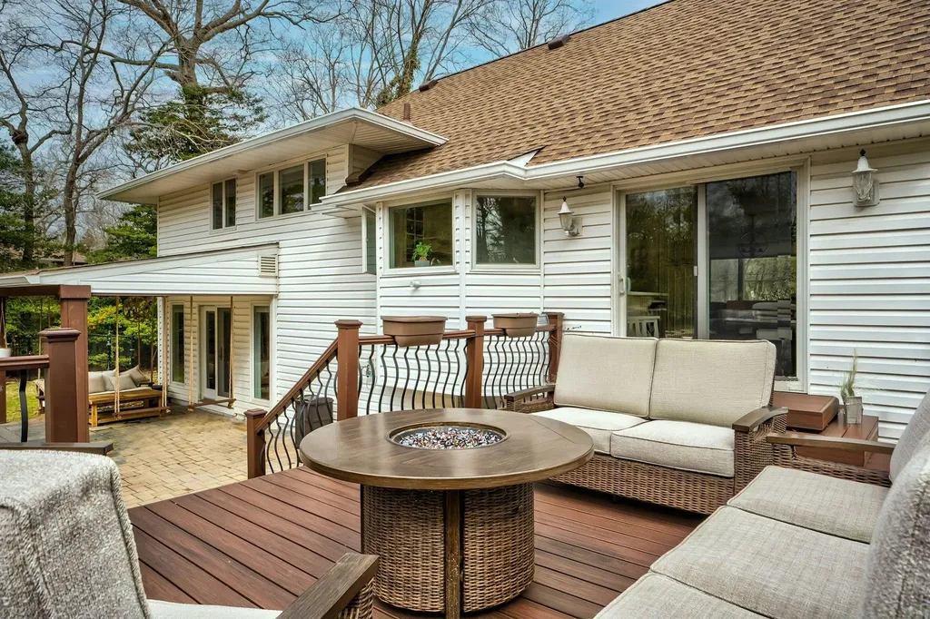 6 Landview Drive Dix Hills NY 11746
