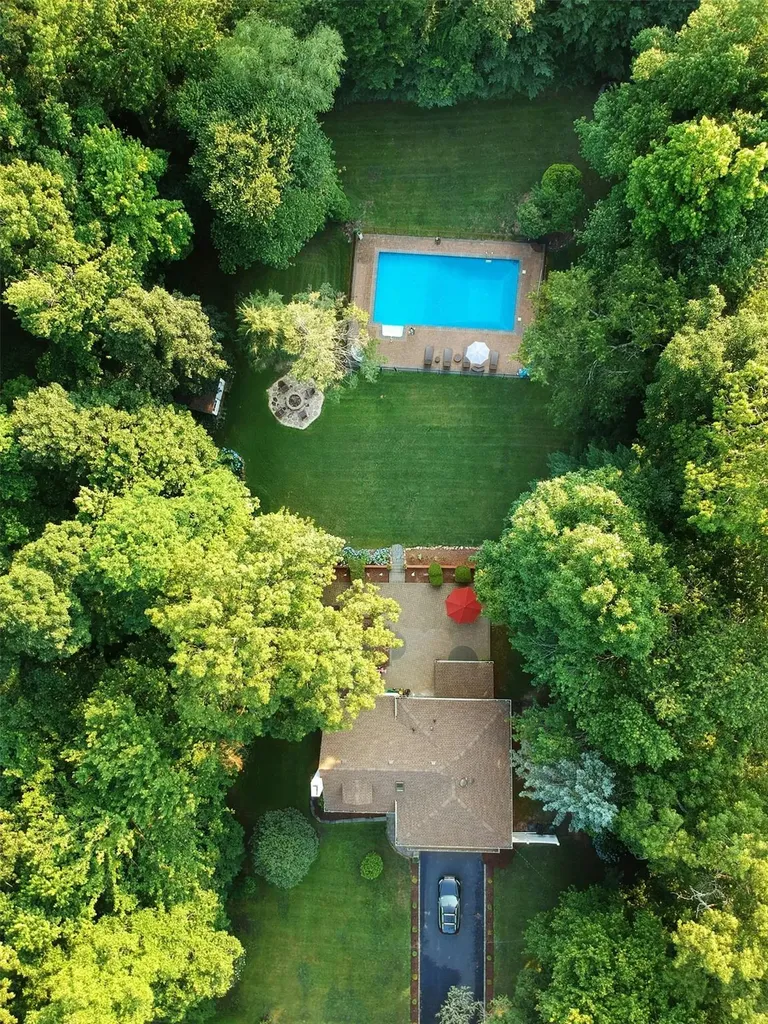 6 Landview Drive Dix Hills NY 11746