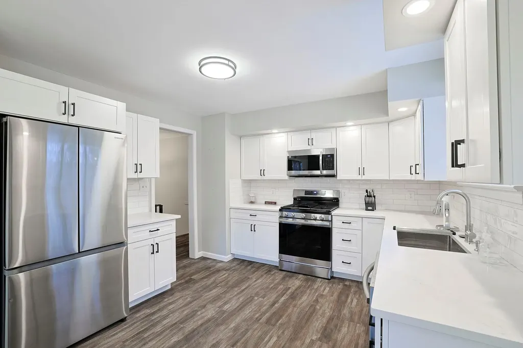 2 Blue Jay Drive Newburgh NY 12550