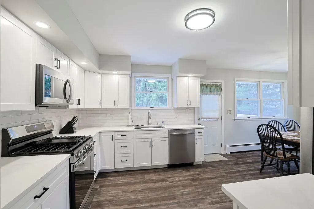 2 Blue Jay Drive Newburgh NY 12550