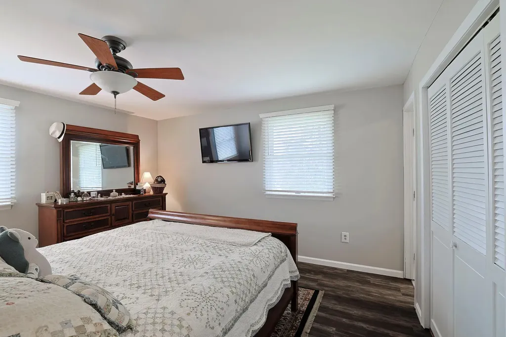 2 Blue Jay Drive Newburgh NY 12550