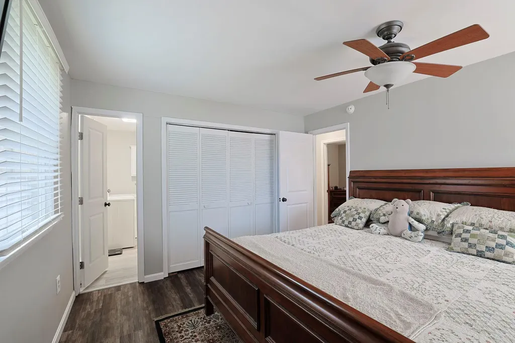 2 Blue Jay Drive Newburgh NY 12550