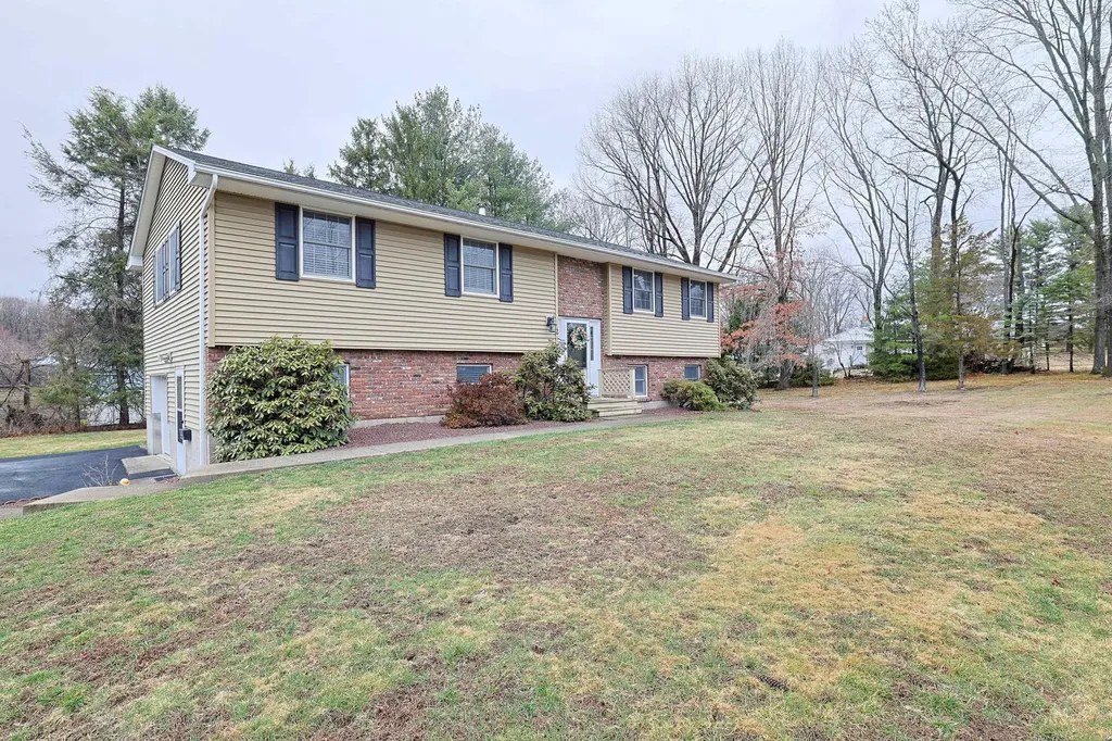 2 Blue Jay Drive Newburgh NY 12550