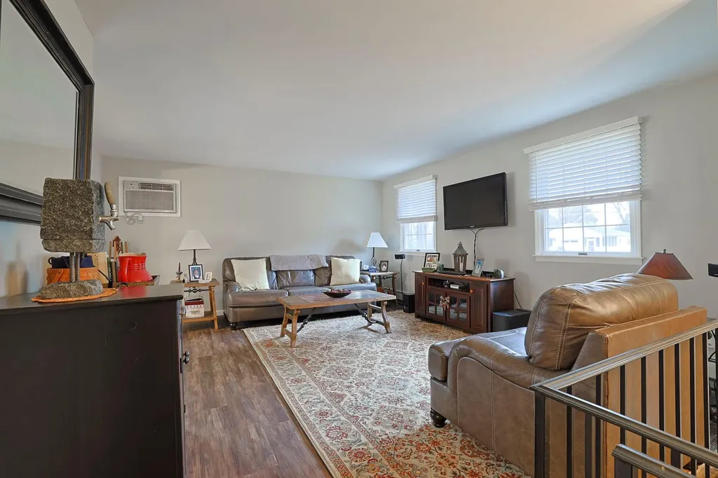 2 Blue Jay Drive Newburgh NY 12550