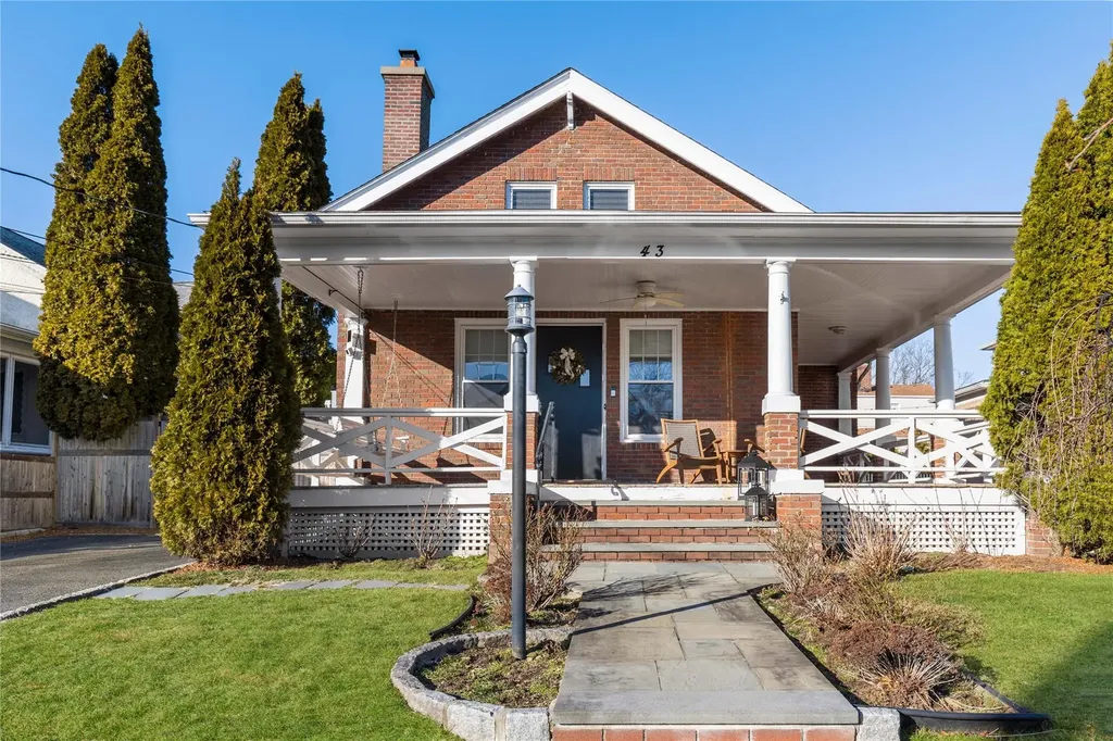 43 Wainwright Street Rye NY 10580