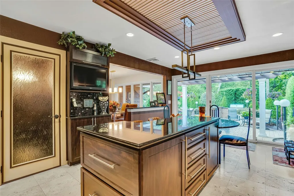 62 Laurel Drive Smithtown NY 11787