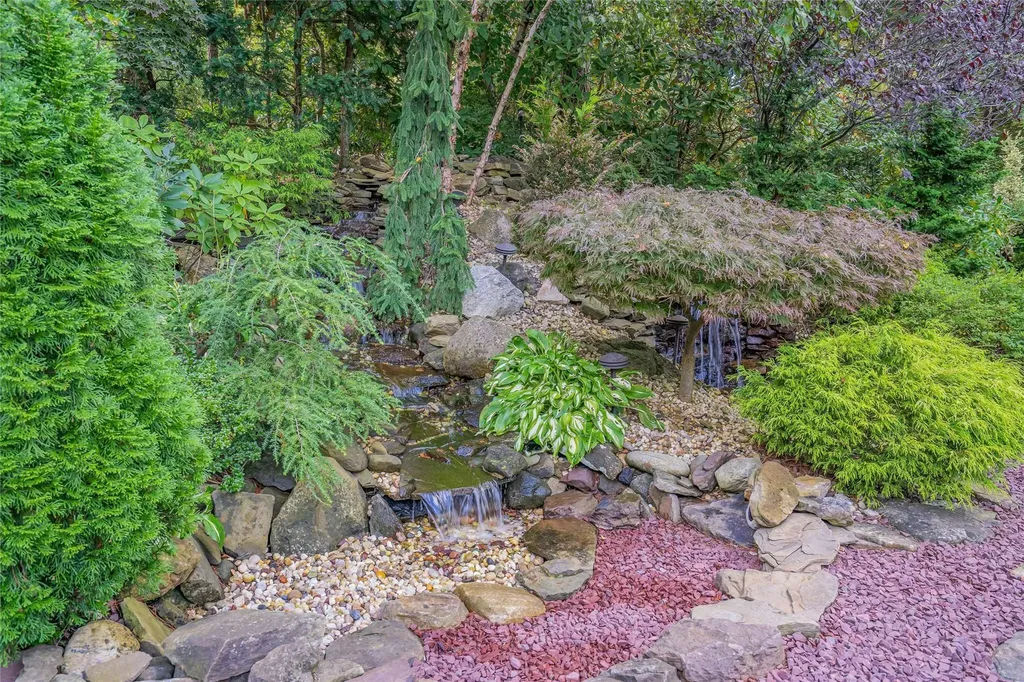 62 Laurel Drive Smithtown NY 11787