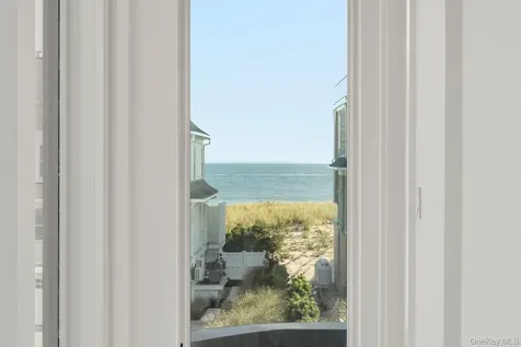 780 Dune Road Westhampton Dunes NY 11978