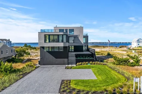 780 Dune Road Westhampton Dunes NY 11978