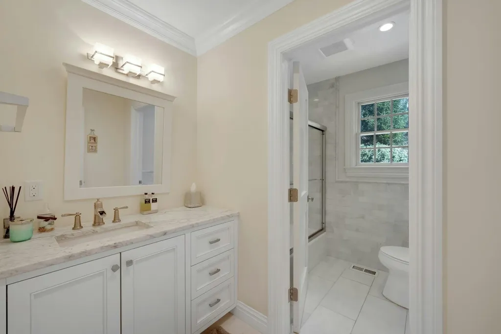 33 Orchard Drive Armonk NY 10504