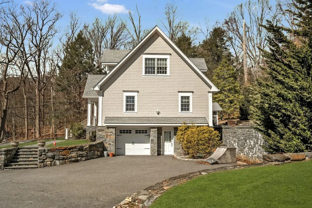 33 Orchard Drive Armonk NY 10504