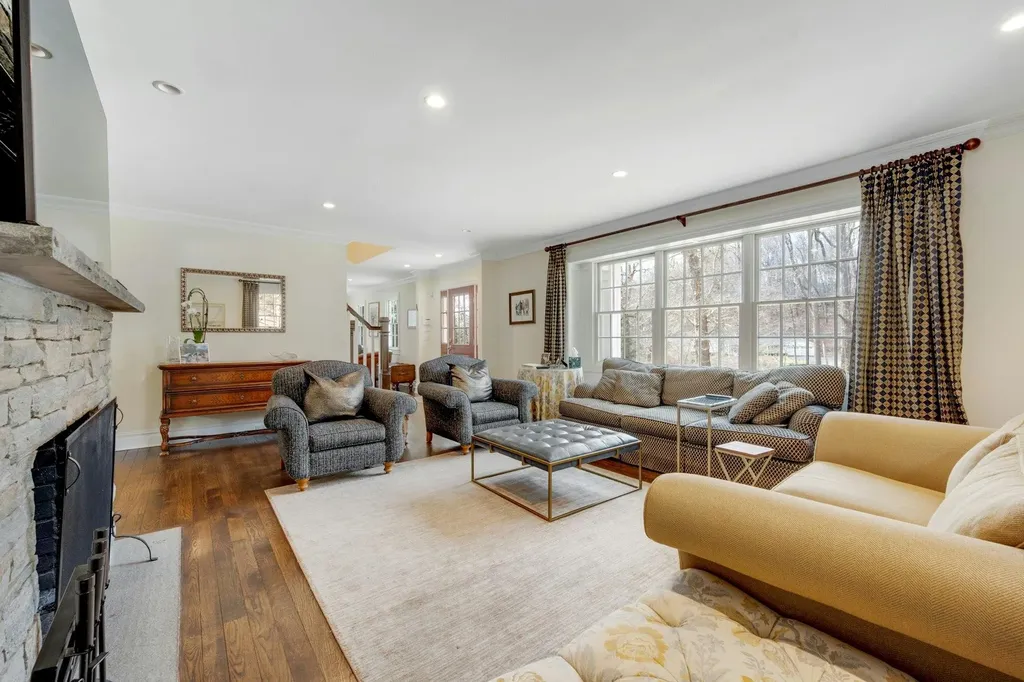 33 Orchard Drive Armonk NY 10504