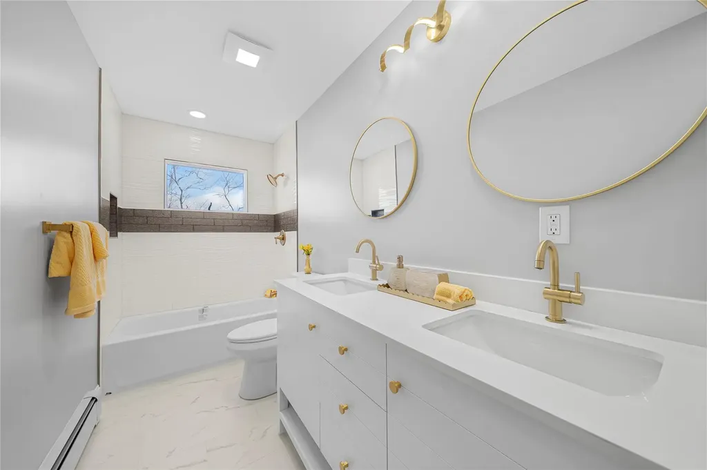 89 Cone Avenue Central Islip NY 11722