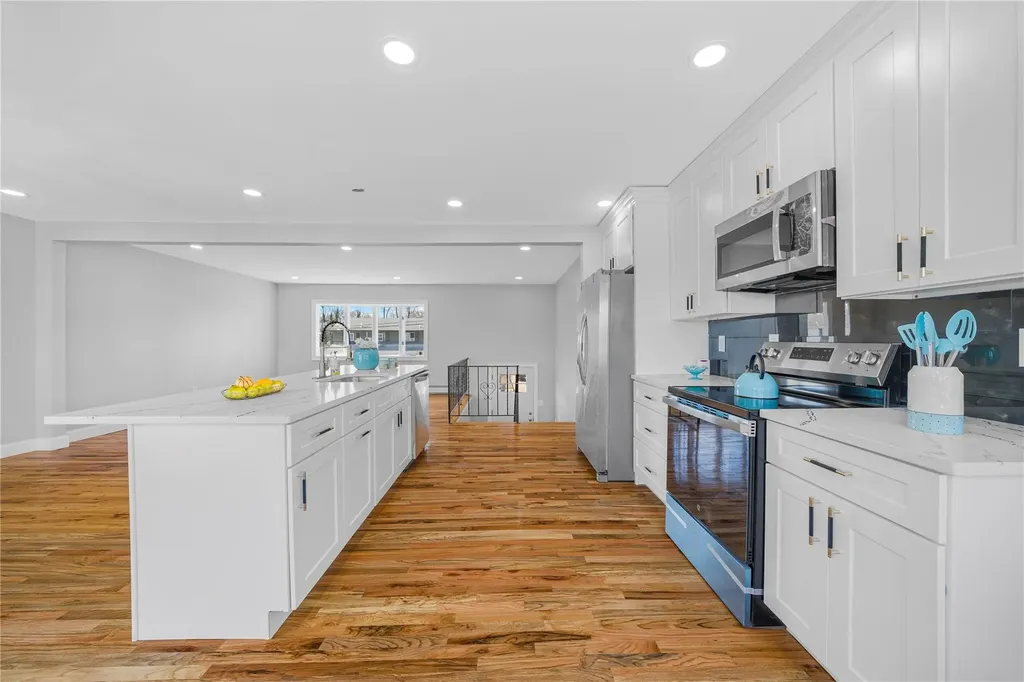 89 Cone Avenue Central Islip NY 11722