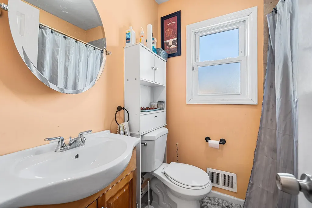 44 Mount Joy Avenue Freeport NY 11520