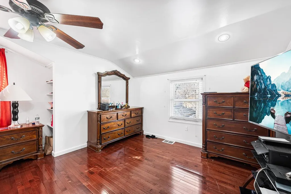 44 Mount Joy Avenue Freeport NY 11520